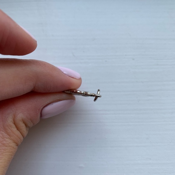 Tiny silver angel jewelry bead charm - Picture 3 of 5